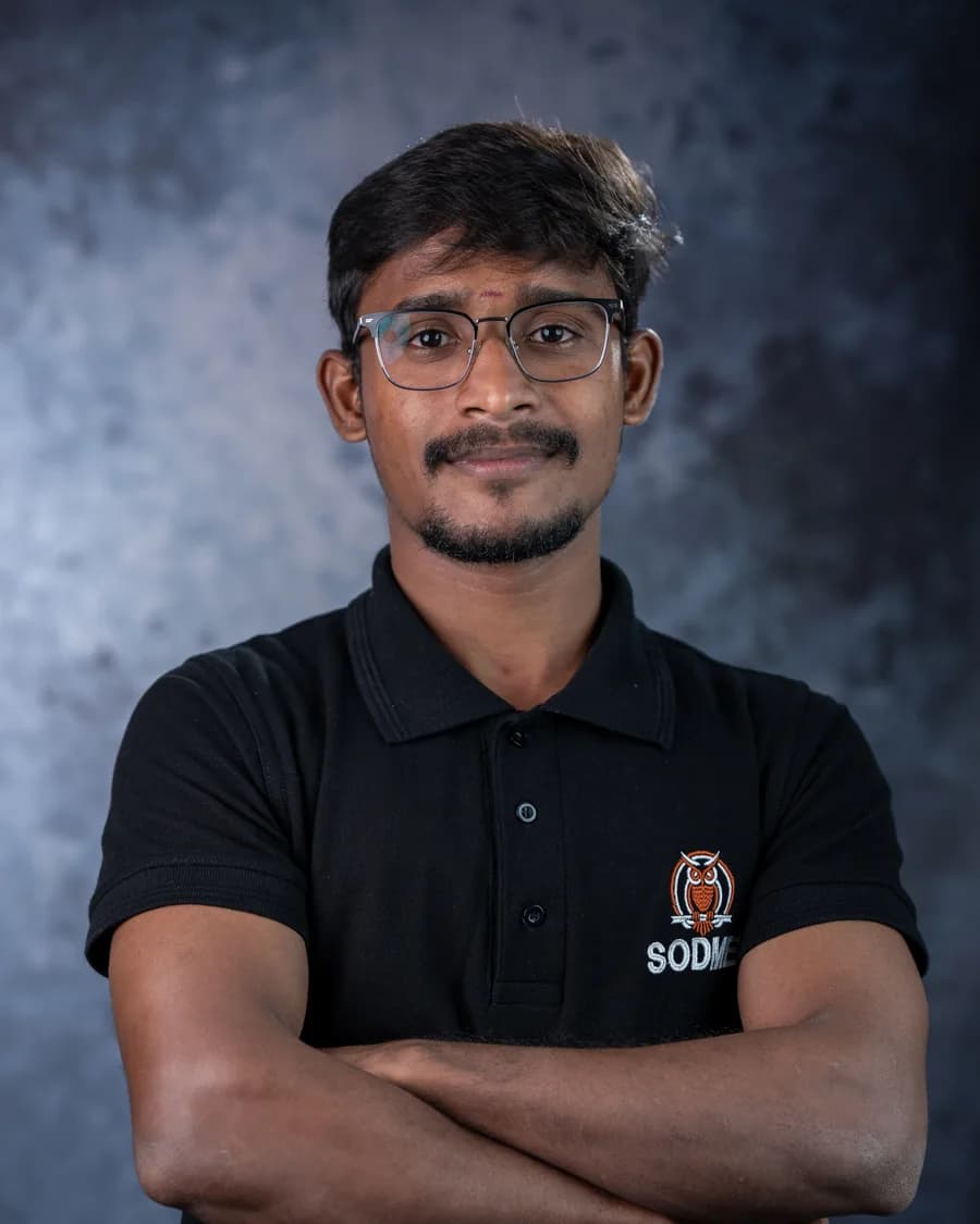 Thiru, Designer / Editor at SODME.